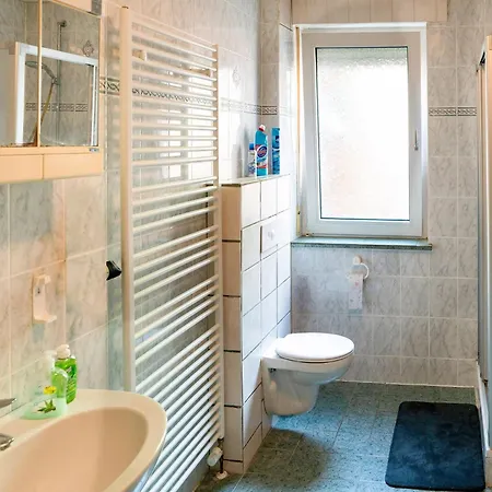 In Bontkirchen , Cleaning Included Apartment *