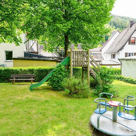 In Bontkirchen , Cleaning Included
